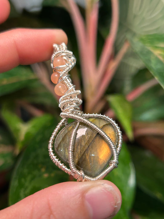 Sunny Labradorite Necklace